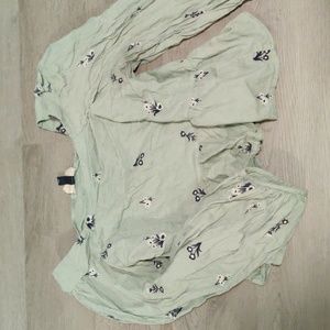 Universal Thread Blouse in XL